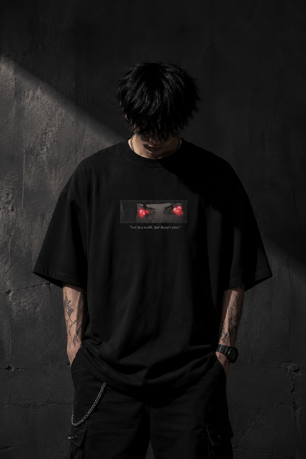 Itachi Red Eyes Oversized Black T-Shirt